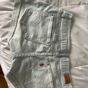 Levi’s stripped jean shorts